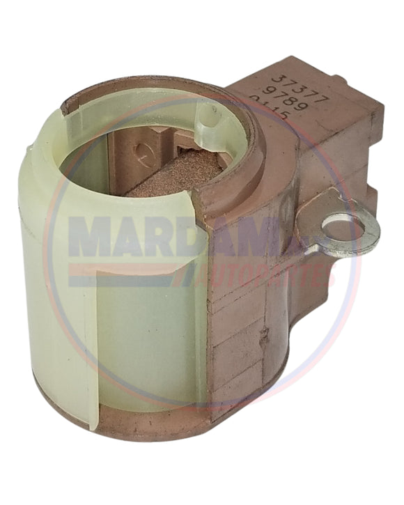 PORTA CARBON ALTERNADOR DENSO CHRYSLER 100-170A 2 OREJAS C/CAPUCHA  39-8206    CODIGO 30080