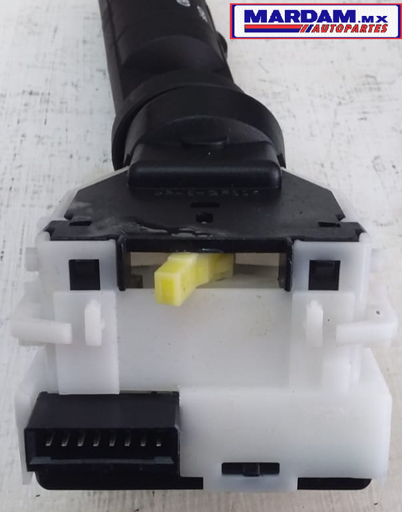 PALANCA DIRECCIONAL  NISSAN TIIDA VERSA ROGUE TITAN 07/15  25540-EE90E     CODIGO 25540-EE90E