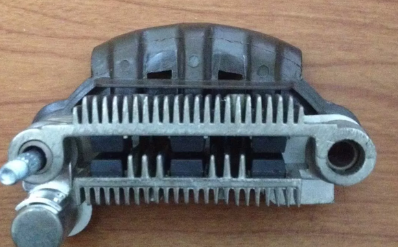 PORTA DIODO ALTERNADOR   MITSUBISHI MAZDA FORD 12V 60A-70A  75MM  IMR7546      CODIGO 2943903