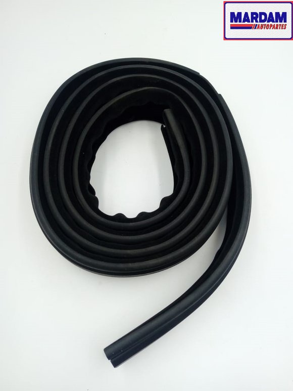 EMPAQUE CHEVY GUIA CRISTAL PUERTA TRASERA IZQUIERDA  4 PUERTAS    CODIGO 93440518