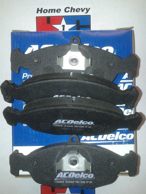 BALATAS CHEVROLET C2 MONZA DELANTERO  TODOS  7563-D688   AC DELCO        CODIGO 93176120