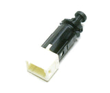 BULBO FRENO NISSAN  PLATINA CLIO RENAULT 4PIN 25320-00QAA         CODIGO 2484604