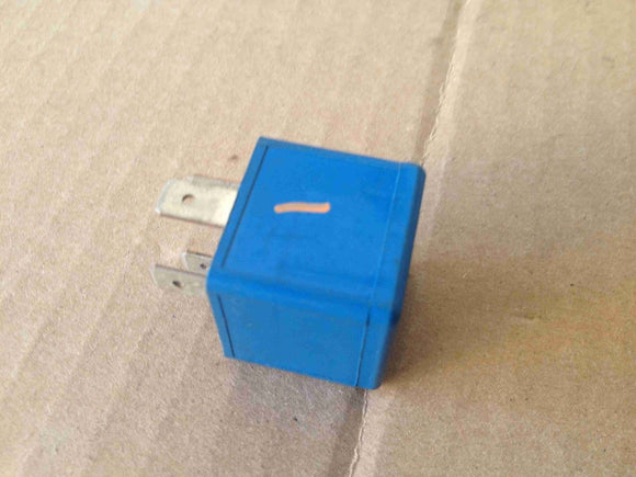 RELEVADOR  4 TERMINALES MULTIFUNCIONAL CHEVROLET CORSA AZUL   GM Parts      CODIGO 93257719