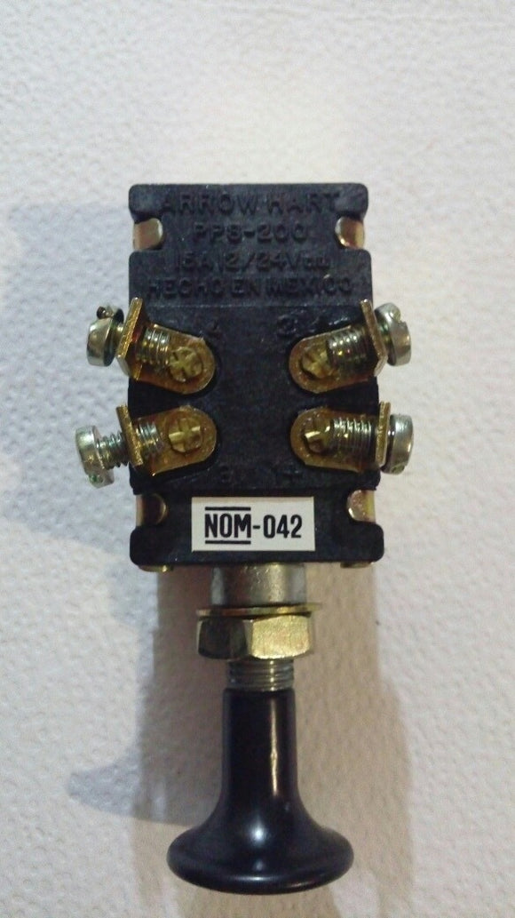 SWITCH LUZ UNIVERSAL SENCILLO   ARROW  PPS200       CODIGO 36181